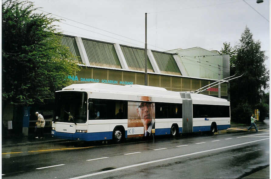 (078'404) - VBL Luzern - Nr. 202 - Hess/Hess Gelenktrolleybus am 11. Juli 2005 in Luzern, Br�elstrasse