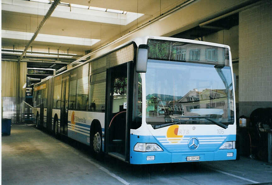 (079'225) - RTB Altst�tten - Nr. 105/SG 189'190 - Mercedes am 28. Juli 2005 in Altst�tten, Garage