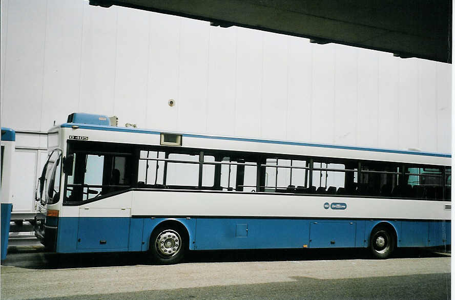 (079'421) - Gut, Binz - Nr. 4 - Mercedes (ex VBZ Z�rich Nr. 652) am 13. August 2005 in Biel, BTR