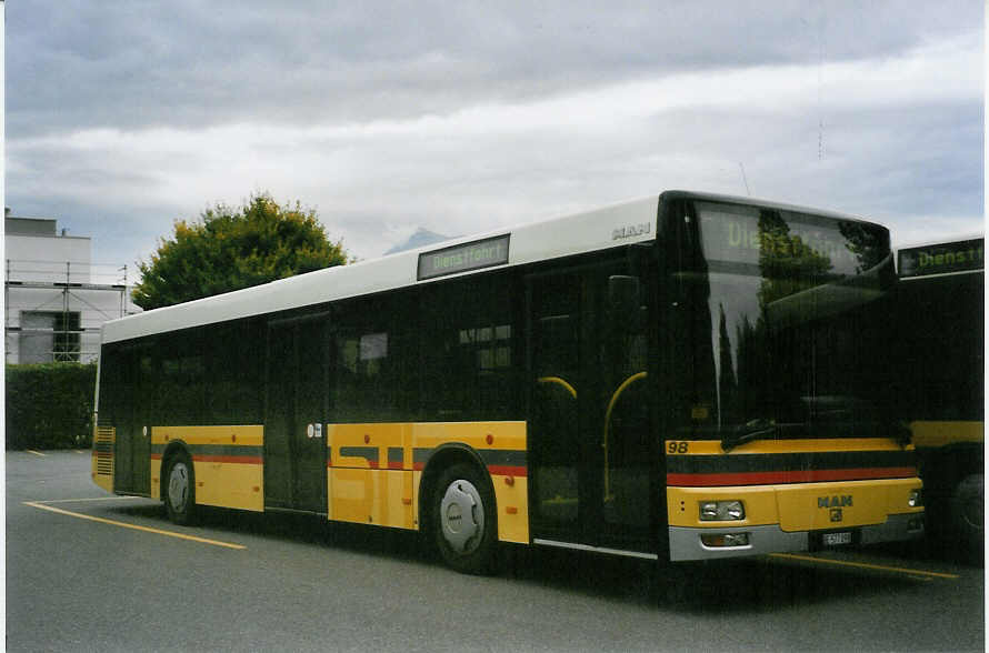 (080'610) - STI Thun - Nr. 98/BE 577'098 - MAN am 29. September 2005 bei der Schiffl�ndte Thun