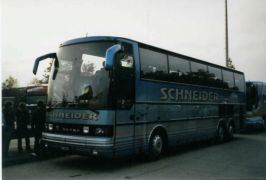 (080'719) - Aus der Schweiz: Schneider, Langendorf - SO 20'819 - Setra am 17. Oktober 2005 in L�rrach, Grenze