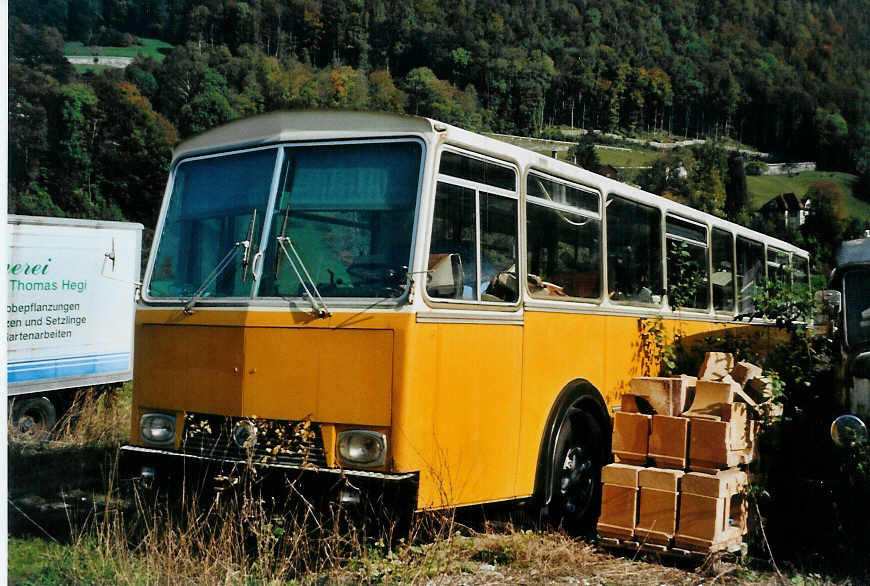 (081'205) - Oldie-Tours Z�risee, Wollerau - Nr. 16 - Saurer/R&J am 20. Oktober 2005 in N�fels