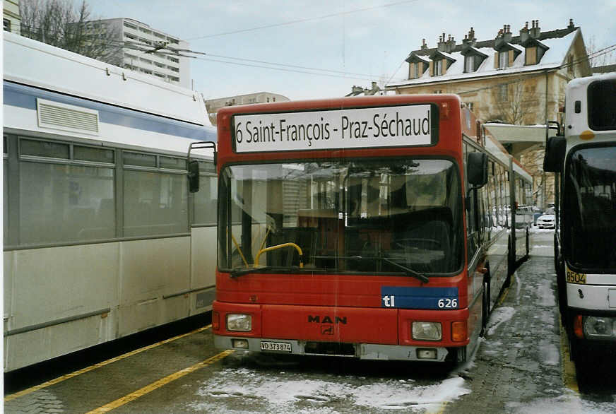 (03'709) - TL Lausanne - Nr. 626 - MAN (ex VAG D-Freiburg Nr. 611) am 6. M�rz 2006 in Lausanne, D�p�t Borde