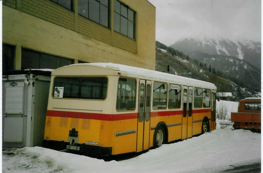 (082'336) - Oswald, M�stair - Saurer/T�scher (ex Steffen, Remetschwil Nr. 10) am 1. Januar 2006 in M�stair, Garage