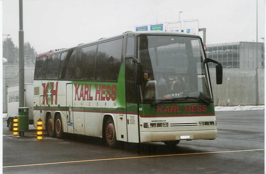 (082'601) - Hess K., Luzern - Nr. 43/LU 15'554 - Dr�gm�ller am 14. Januar 2006 in Z�rich, Flughafen