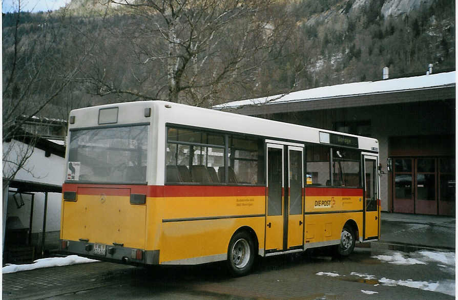 (082'730) - AVG Meiringen - BE 614'040 - NAW/G�ppel (ex PostAuto Berner Oberland; ex P 23'002; ex Selfors, Meiringen; ex P 22'020; ex Mer�ay, Del�mont; ex LVB Lenk) am 22. Januar 2006 in Meiringen, Garage
