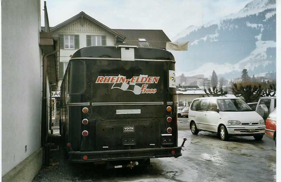 (082'817) - Racing Team, Rheinfelden - B�ssing (ex VBZ Z�rich Nr. 262) am 29. Januar 2006 in Frutigen, Hotel Simplon