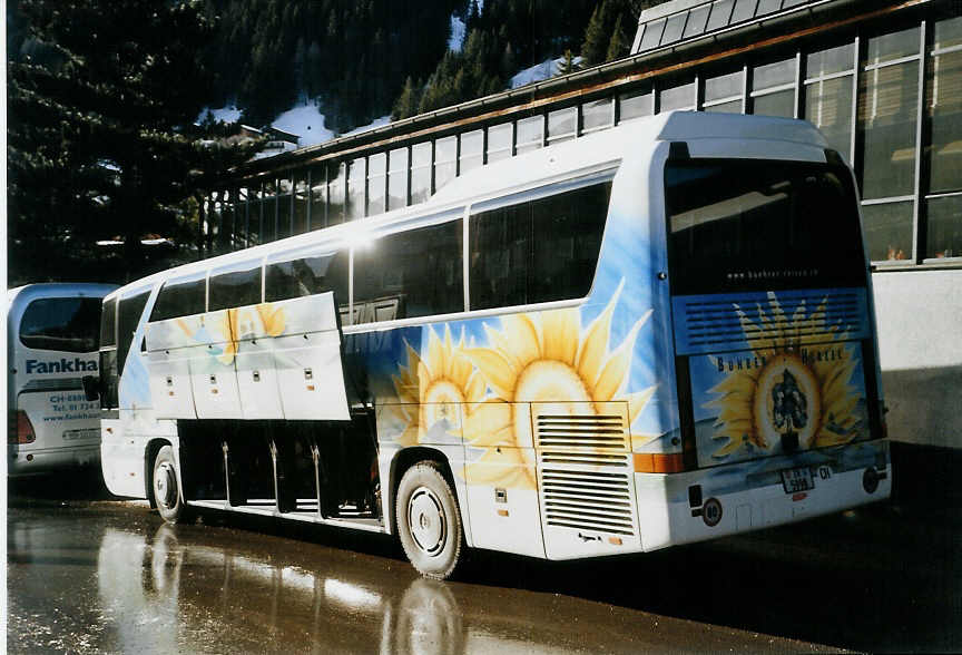 (082'824) - B�hrer, Hirzel - ZH 5998 - Mercedes am 29. Januar 2006 beim Autobahnhof Adelboden