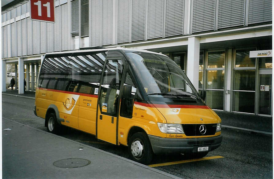 (083'112) - Tschannen, Zofingen - Nr. 15/AG 6803 - Mercedes/Auw�rter am 18. Februar 2006 beim Bahnhof Zofingen