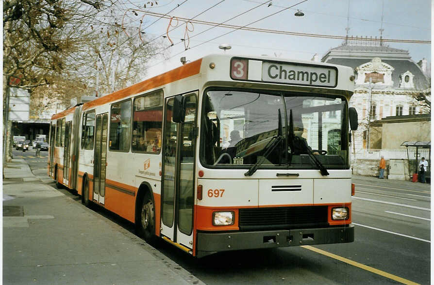 (083'418) - TPG Gen�ve - Nr. 697 - NAW/Hess Gelenktrolleybus am 6. M�rz 2006 in Gen�ve, 22-Cantons