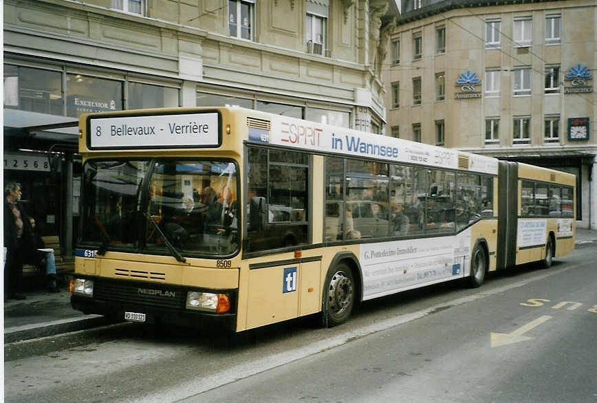(083'731) - TL Lausanne - Nr. 631/VD 310'121 - Neoplan (ex Haru Nr. 8509) am 6. M�rz 2006 in Lausanne, Bel-Air