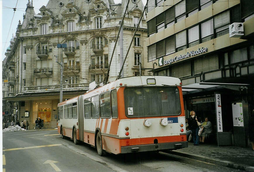 (083'807) - TL Lausanne - Nr. 882 - Saurer/Hess Gelenktrolleybus (ex TPG Gen�ve Nr. 662) am 6. M�rz 2006 in Lausanne, Bel-Air
