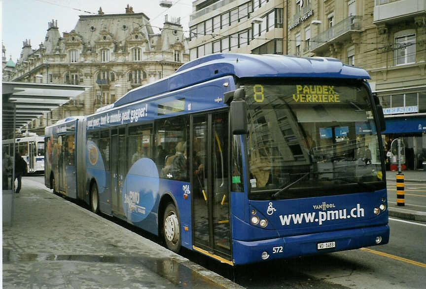 (083'810) - TL Lausanne - Nr. 572/VD 1483 - Van Hool am 6. M�rz 2006 in Lausanne, Bel-Air