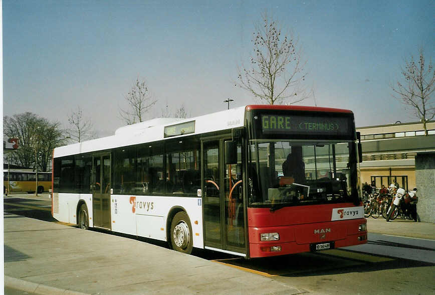 (084'020) - TRAVYS Yverdon - VD 360'489 - MAN am 19. M�rz 2006 beim Bahnhof Yverdon