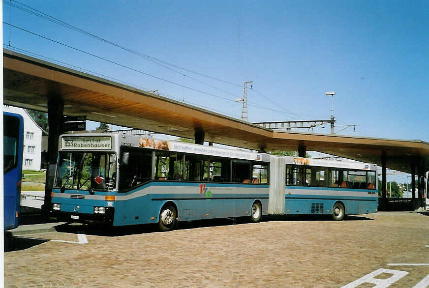 (086'334) - VZO Gr�ningen - Nr. 152/ZH 246'952 - Mercedes (ex Nr. 52) am 18. Juni 2006 beim Bahnhof Wetzikon