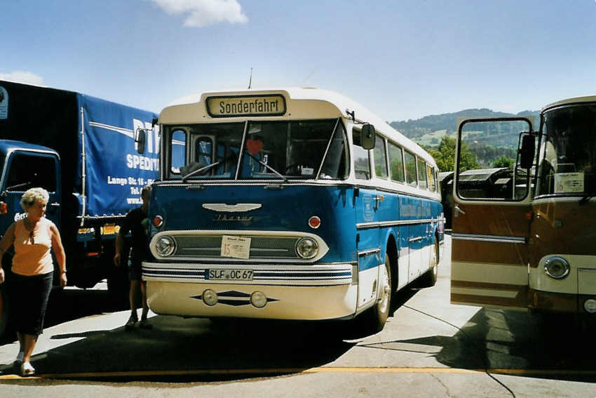 (086'526) - Aus Deutschland: OVS Saalfeld - SLF-OC 67 - Ikarus am 18. Juni 2006 in Hinwil, AMP
