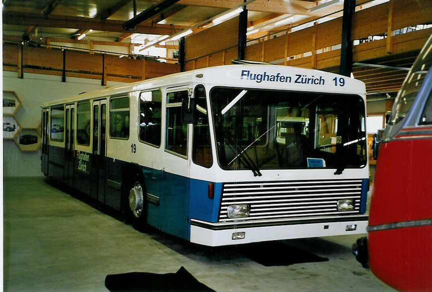 (086'702) - Flughafen, Z�rich - Nr. 19 - FBW/Hess am 18. Juni 2006 in Wetzikon, FBW-Museum