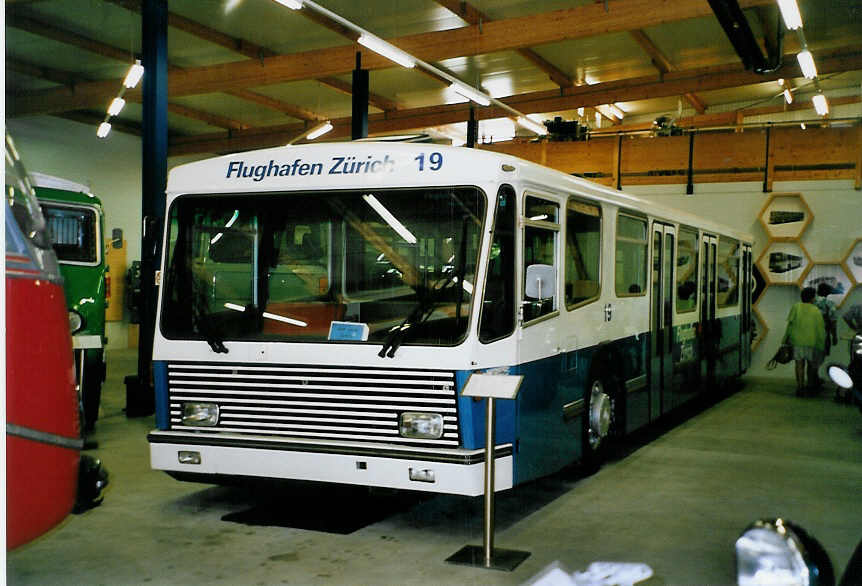 (086'705) - Flughafen, Z�rich - Nr. 19 - FBW/Hess am 18. Juni 2006 in Wetzikon, FBW-Museum