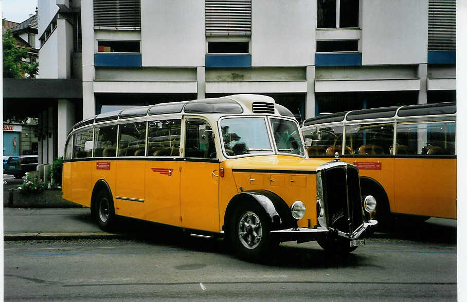(086'929) - Oldy-Tour Bielersee, Sutz - BE 50'528 - Berna/Eggli (ex M�chler, Siebnen; ex Oldtimer Club, Fribourg; ex P 19'982; ex P 23'148) am 25. Juni 2006 in Bern, Museum f�r Kommunikation