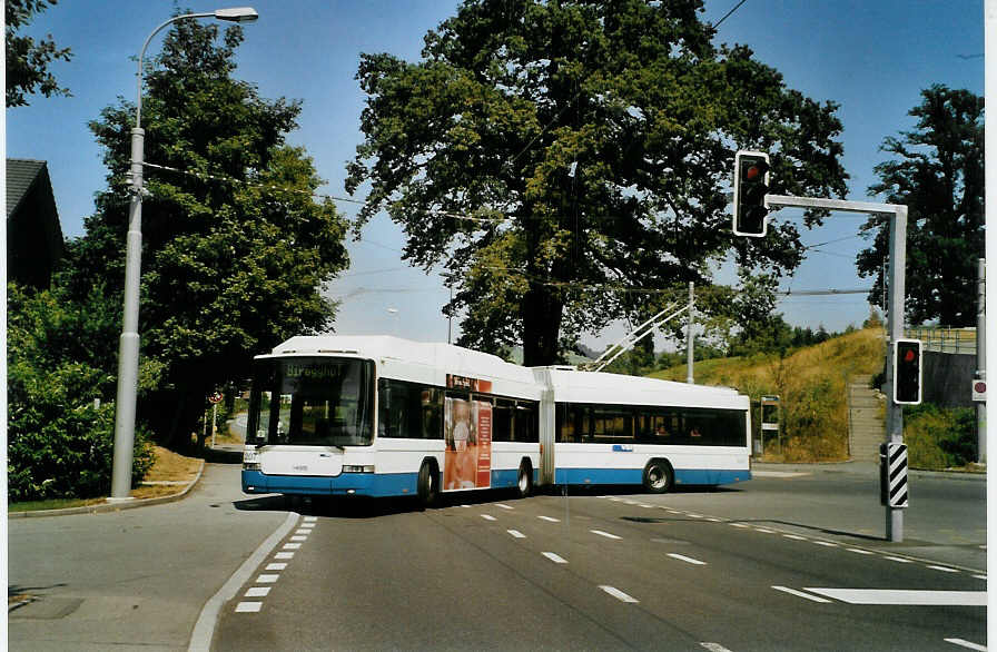 (087'537) - VBL Luzern - Nr. 207 - Hess/Hess Gelenktrolleybus am 25. Juli 2006 in Luzern, Unterl�chli