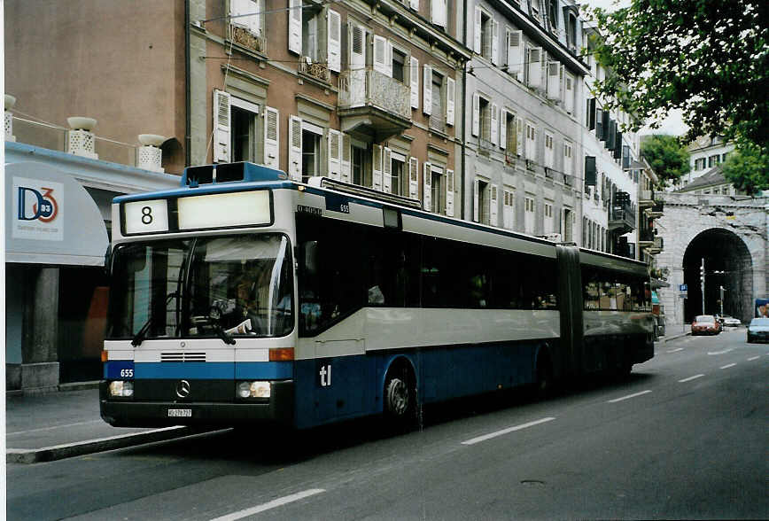 (087'732) - TL Lausanne - Nr. 655/VD 278'727 - Mercedes (ex VBZ Z�rich Nr. 581) am 26. Juli 2006 in Lausanne, Tunnel