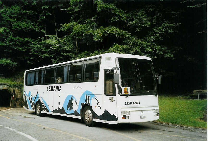 (088'835) - L�mania, Montreux - VD 1329 - Renault am 7. August 2006 in Bex, Salzsalinen