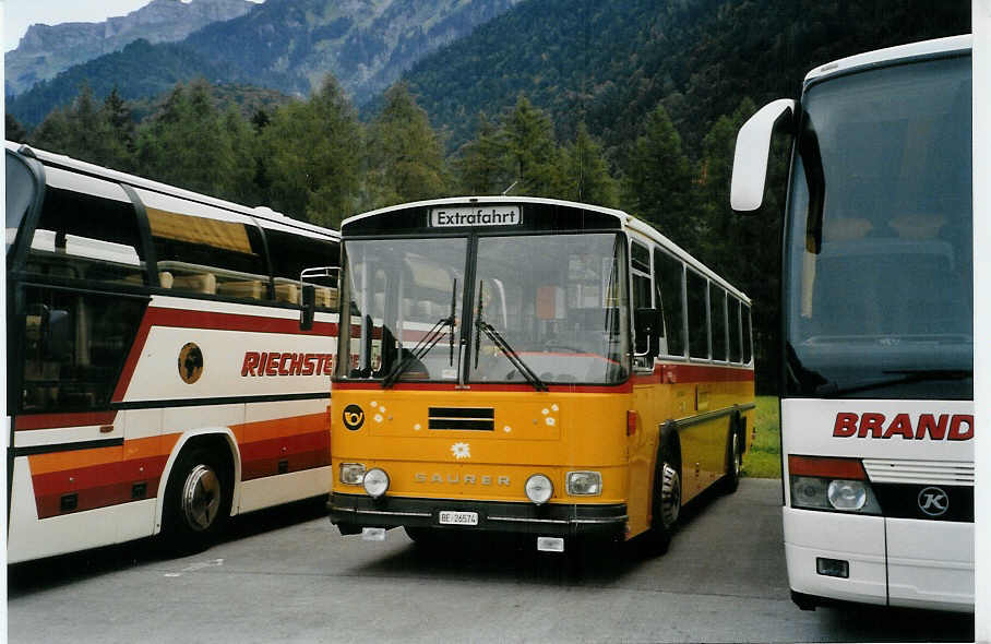(089'400) - Sch�rch, Gutenburg - Nr. 5/BE 26'574 - Saurer/T�scher (ex Engeloch, Riggisberg Nr. 5; ex P 25'668) am 2. September 2006 in Interlaken, Flugplatz