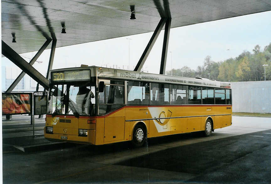 (090'429) - PostAuto Z�rich - Nr. 35/ZH 781'189 - Mercedes (ex P 25'513) am 11. November 2006 in Z�rich, Flughafen