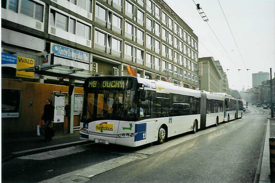 (092'521) - TL Lausanne - Nr. 537/VD 1601 - Solaris am 17. M�rz 2007 beim Bahnhof Lausanne