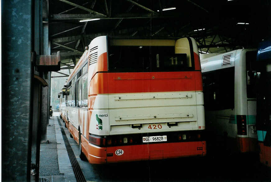 (092'913) - TPG Gen�ve - Nr. 420/GE 96'828 - Renault am 17. M�rz 2007 in Gen�ve, D�p�t