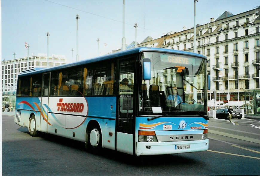 (092'915) - Aus Frankreich: Frossard, Thonon - 7906 YH 74 - Setra am 17. M�rz 2007 beim Bahnhof Gen�ve