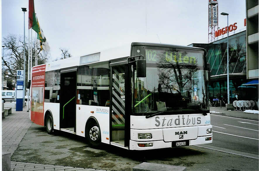 (093'131) - WilMobil, Wil - Nr. 223/SG 245'703 - MAN/G�ppel (ex Wick, Wil Nr. 3) am 22. M�rz 2007 beim Bahnhof Wil 