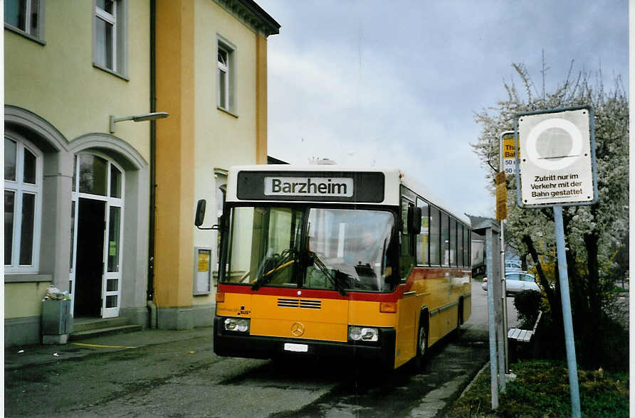 (093'229) - SB Schaffhausen - Nr. 27/SH 54'327 - Mercedes/Hess (ex Rattin, Schaffhausen Nr. 27) am 22. M�rz 2007 beim Bahnhof Thayngen
