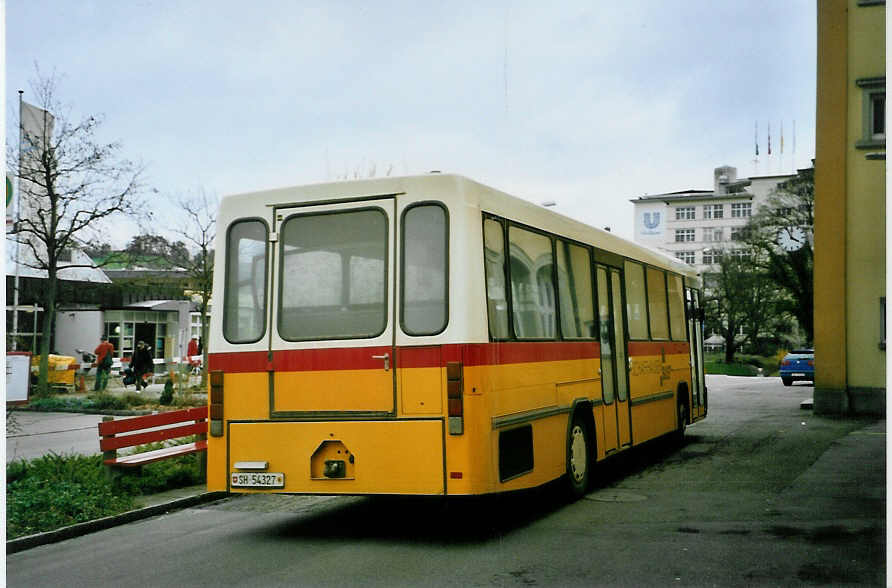 (093'230) - SB Schaffhausen - Nr. 27/SH 54'327 - Mercedes/Hess (ex Rattin, Schaffhausen Nr. 27) am 22. M�rz 2007 beim Bahnhof Thayngen