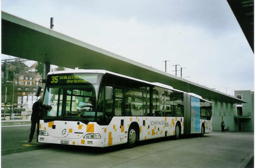 (093'231) - SB Schaffhausen - Nr. 1/SH 12'501 - Mercedes am 22. M�rz 2007 beim Bahnhof Schaffhausen