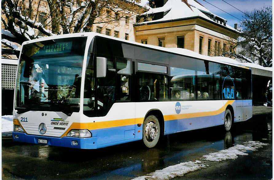 (093'406) - TC La Chaux-de-Fonds - Nr. 211/NE 19'211 - Mercedes am 25. M�rz 2007 beim Bahnhof La Chaux-de-Fonds