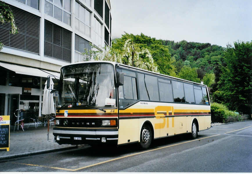 (094'430) - STI Thun - Nr. 44/BE 26'729 - Setra (ex AGS Sigriswil) am 6. Mai 2007 bei der Schiffl�ndte Thun