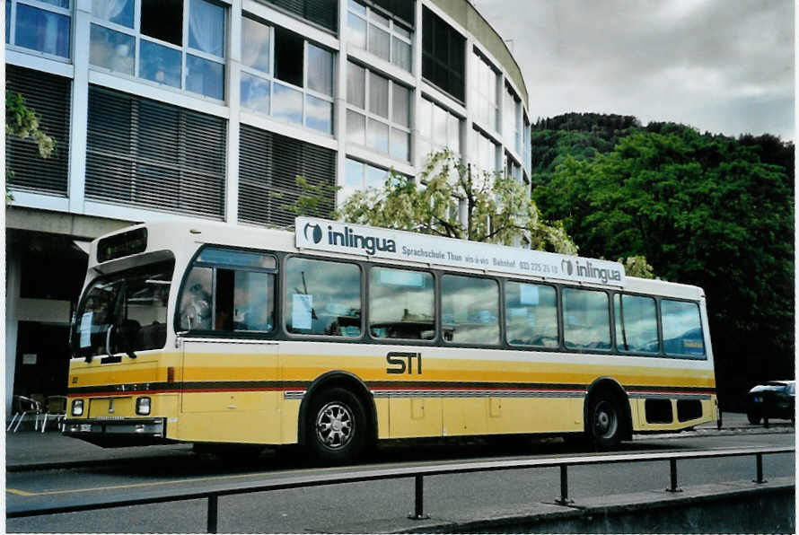 (094'502) - STI Thun - Nr. 52/BE 396'552 - Saurer/R&J am 9. Mai 2007 bei der Schiffl�ndte Thun