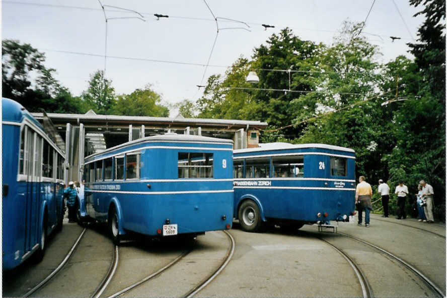 (094'635) - VBZ Z�rich - Nr. 9/ZH 5609 - Saurer/SWS (ex Bamert, Wollerau; ex BBA Aarau Nr. 1; ex VBZ Z�rich Nr. 209; ex VBZ Z�rich Nr. 9) am 26. Mai 2007 in Z�rich, Burgwies