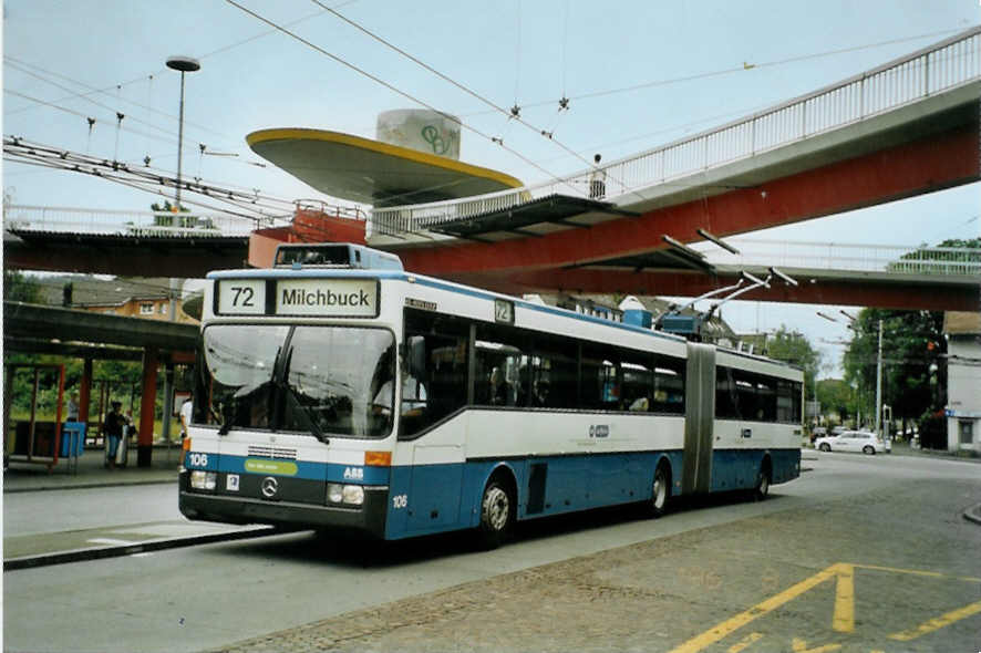 (094'705) - VBZ Z�rich - Nr. 106 - Mercedes Gelenktrolleybus am 26. Mai 2007 in Z�rich, Bucheggplatz