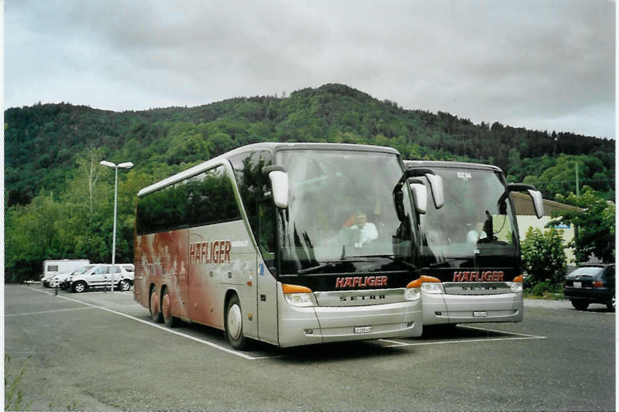 (094'924) - H�fliger, Sursee - Nr. 75/LU 206'428 - Setra am 29. Mai 2007 in Thun, Seestrasse