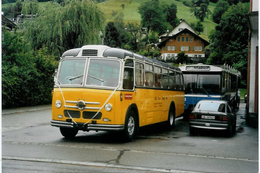 (095'209) - Oldie-Tours Z�risee, Wollerau - Nr. 21 - Saurer/Saurer (ex Marchetti, Airolo; ex P 24'119) am 2. Juni 2007 in Schmerikon, Garage