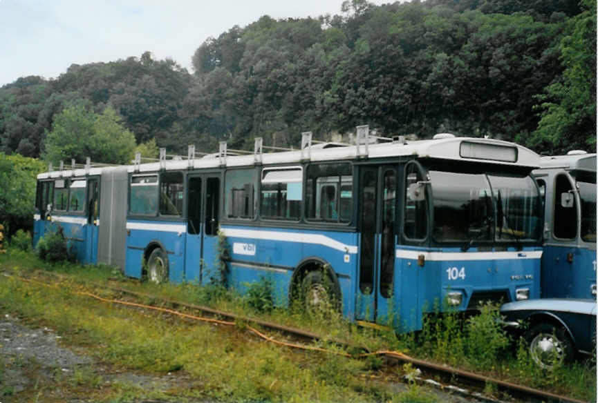 (095'211) - VBL Luzern - Nr. 104 - Volvo/Hess am 2. Juni 2007 in N�fels