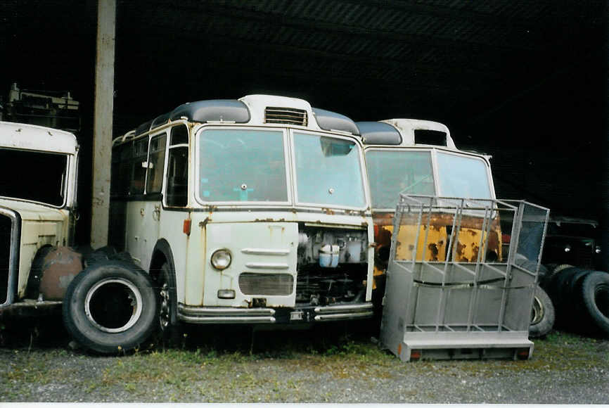 (095'221) - Oldie-Tours Z�risee, Wollerau - Nr. 5 - Saurer/Saurer (ex M+79'542; ex P 24'126) am 2. Juni 2007 in N�fels (Teilaufnahme)
