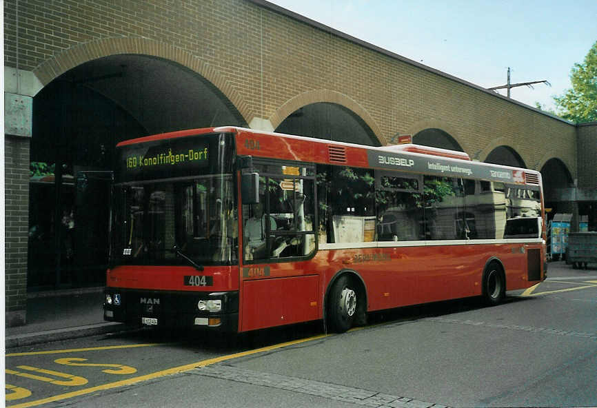 (096'333) - Bernmobil, Bern - Nr. 404/BE 612'404 - MAN/G�ppel am 17. Juli 2007 beim Bahnhof M�nsingen