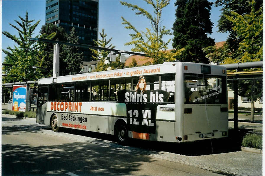 (097'027) - Deiss, Wehr - L�-BD 500 - Mercedes am 6. August 2007 beim Bahnhof L�rrach