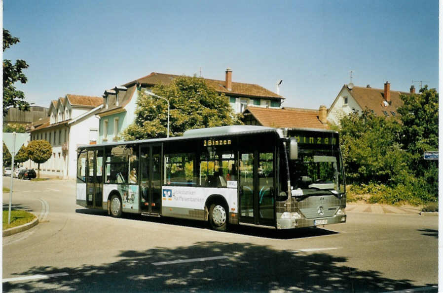 (097'034) - Stiefvater, L�rrach L�-JR 85 - Mercedes am 6. August 2007 beim Bahnhof L�rrach