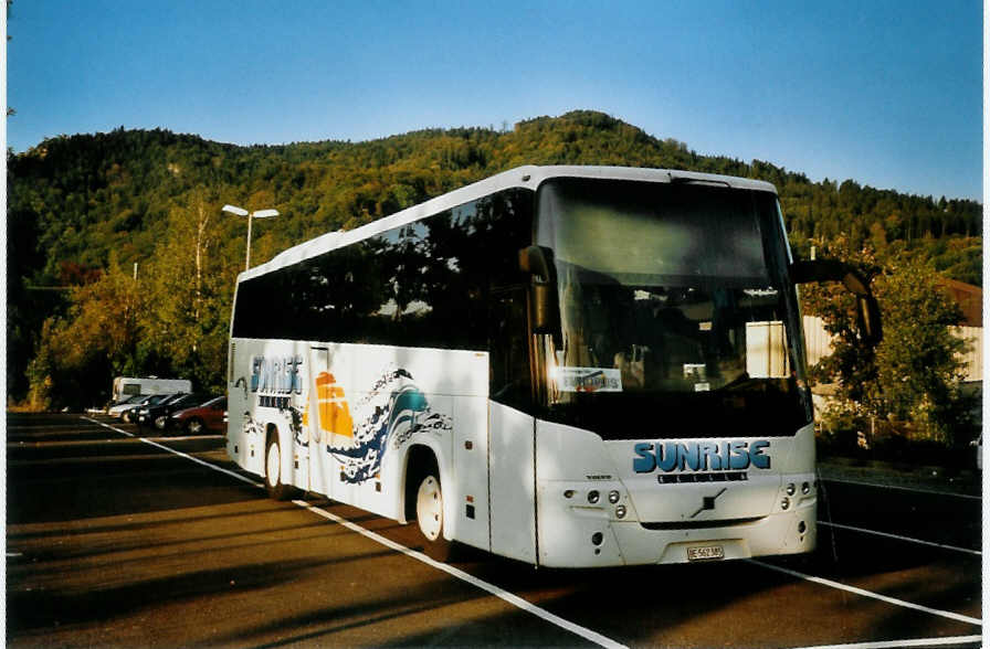 (098'523) - Sunrise, Niederwangen - BE 562'385 - Volvo/Dr�gm�ller am 14. September 2007 in Thun, Seestrasse