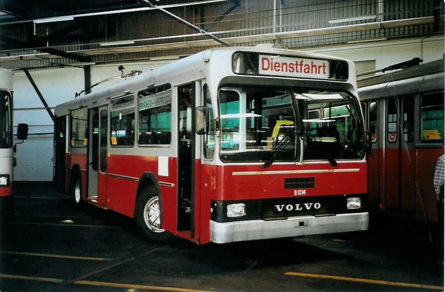 (098'609) - WV Winterthur - Nr. 224 - Volvo/T�scher Enteiser am 15. September 2007 in Winterthur, Depot Gr�zefeld