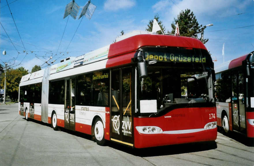 (098'614) - SW Winterthur - Nr. 174 - Solaris Gelenktrolleybus am 15. September 2007 in Winterthur, Depot Gr�zefeld